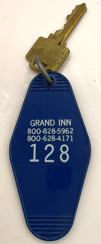 Camera 128 grand - camera, chiave